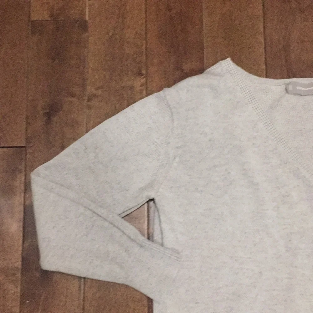 Everlane Sweater- Gray- Size XS - Picture 3 of 7